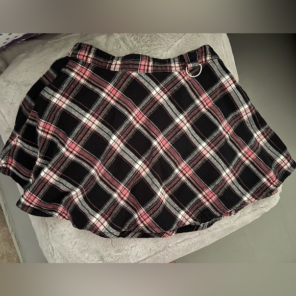 Cute Barbie look pink camie and plaid skirt bundle. - Picture 2 of 2